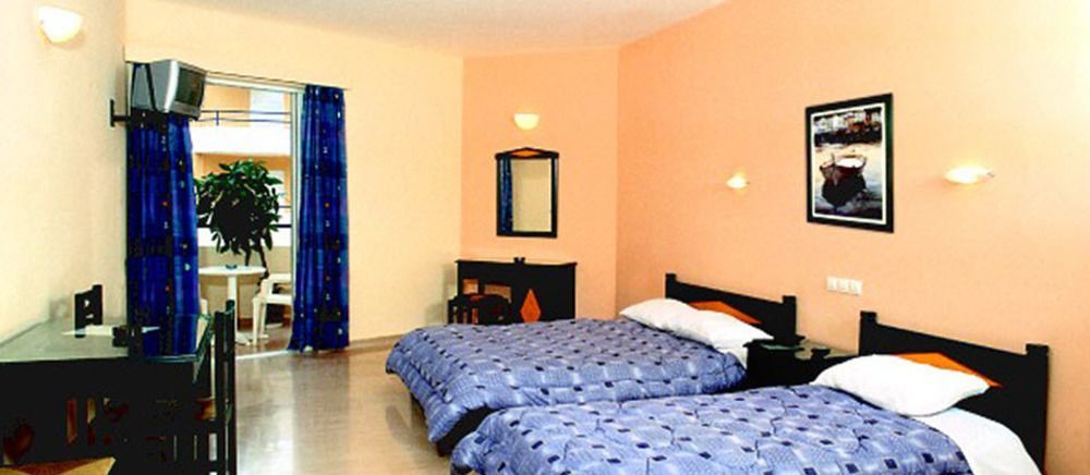 Adonis Hotel Превеза Екстериор снимка